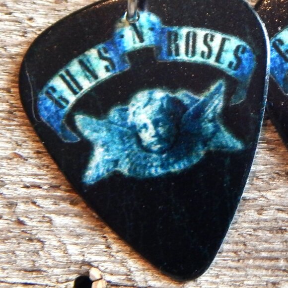 GUNS N ROSES - Guitar Pick Earrings - Picture 2 of 2